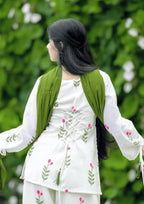 Elegant White Cotton Floral Kurta Pant Set for Women