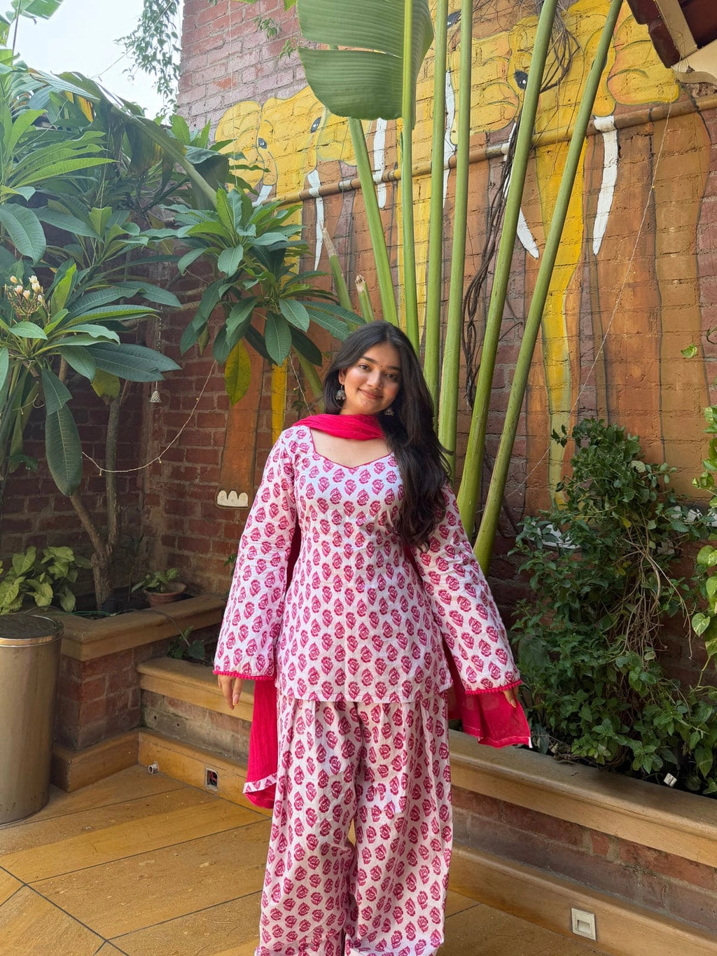 Women Pink Printed Kurta Palazzo Set