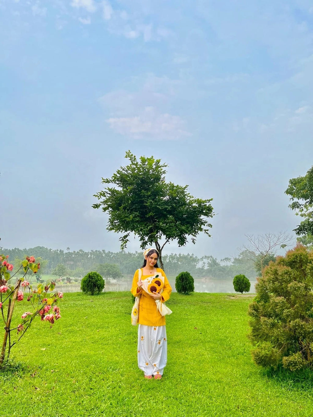 Sunshine Muse Yellow Kurta Pant Set